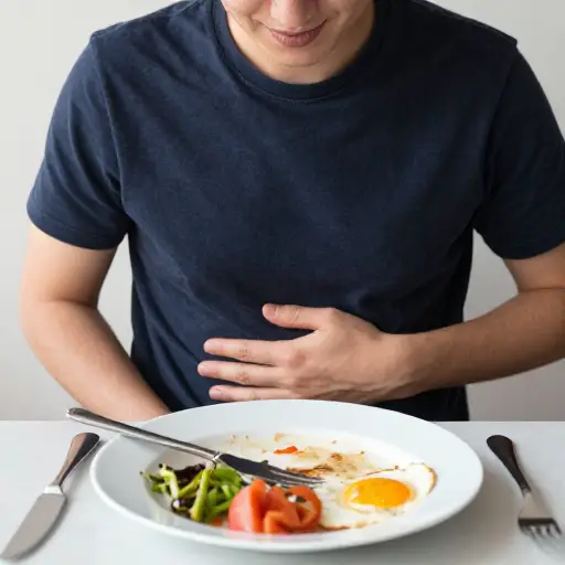 我一口也吃不下了，完全饱了。