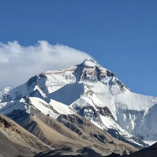 珠穆朗玛峰是世界上最高的山。
