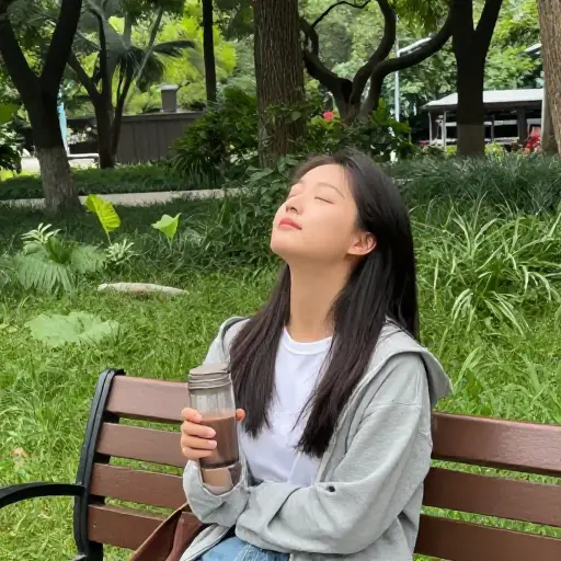 她需要缓和自己在压力情况下的反应。