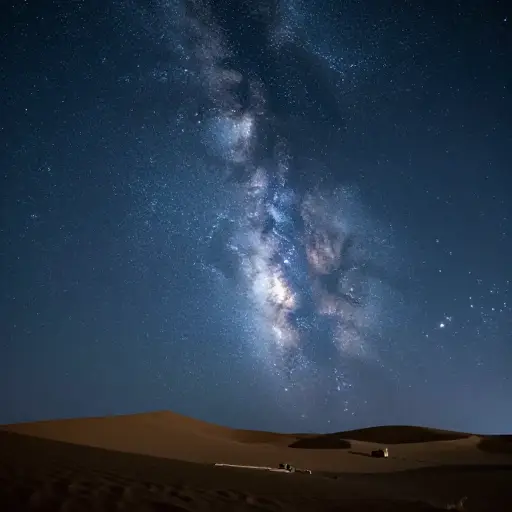 沙漠夜空中可见的星星数量之多，令我们惊叹。