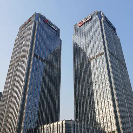 这两家公司是同一市场中激烈的商业竞争对手。