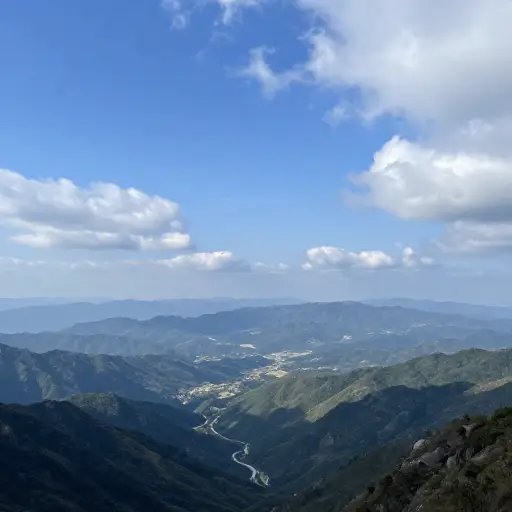 从山顶看到的景色简直太美了。