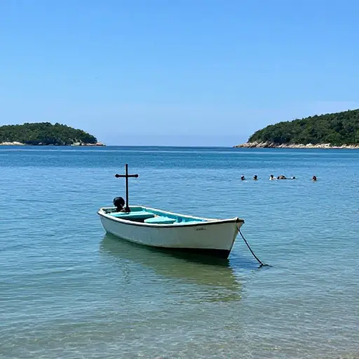 我们在一个安静的海湾抛锚，然后游泳。