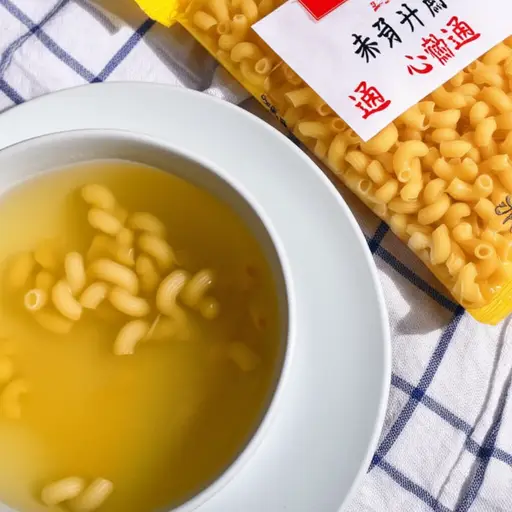 我最喜欢在汤里加一些通心粉。