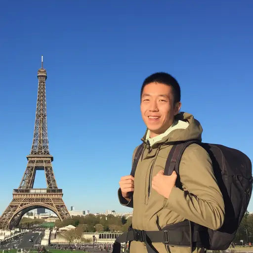 我刚去法国旅行了一趟。
