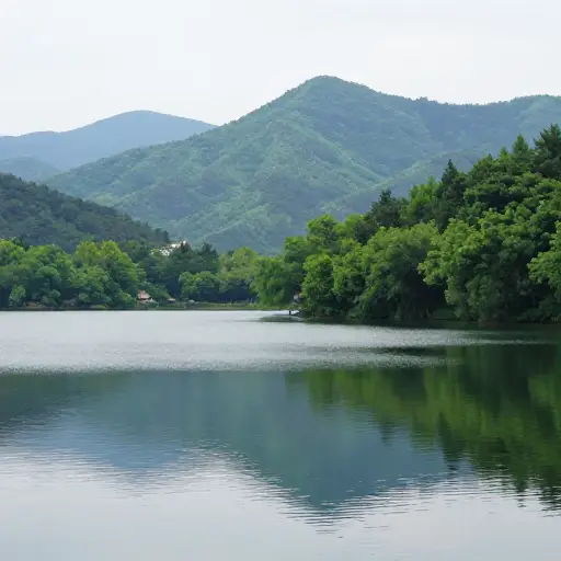 湖区以其美丽而闻名。