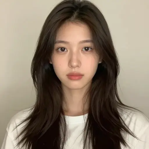 她对自己美貌的自负让周围的人感到不舒服。