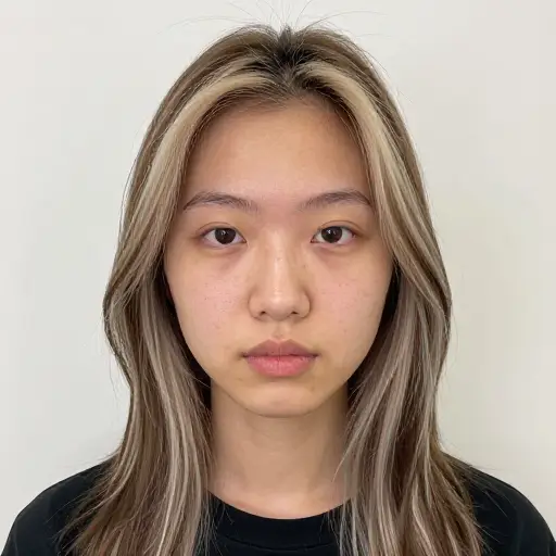 我想在脸周围挑染几缕浅色头发。
