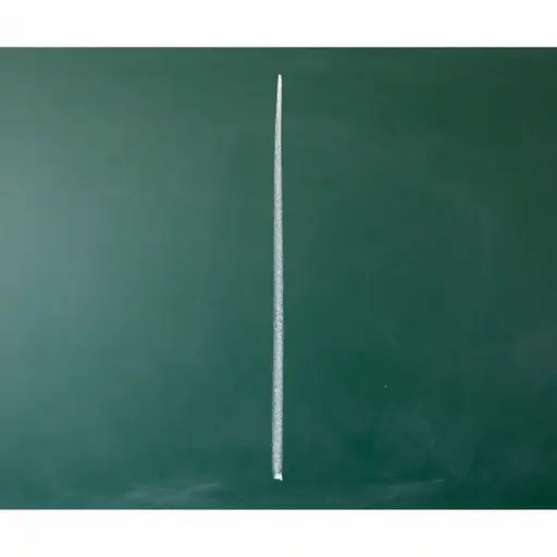 在黑板上画一条垂直线。
